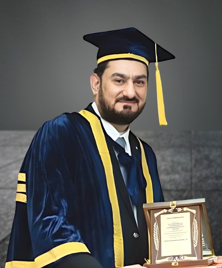 Award_Receiving_Aspire_UAE